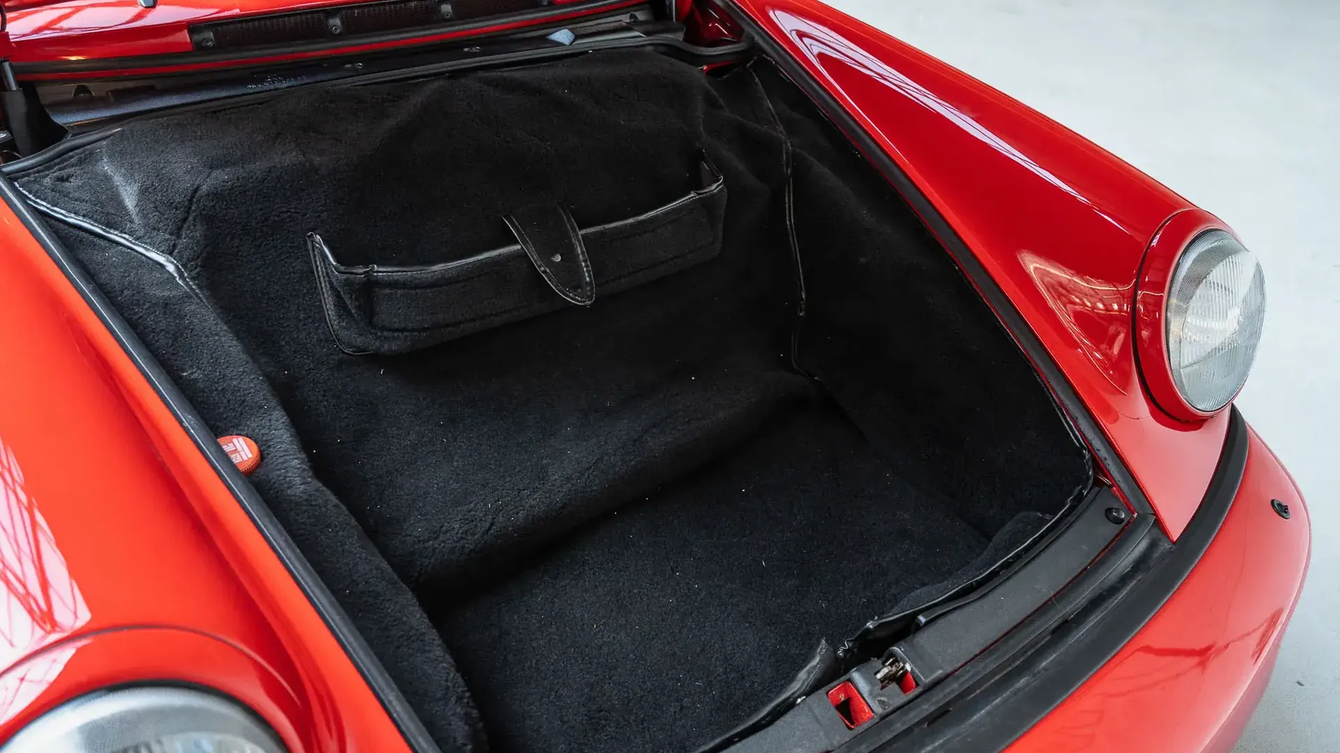 Porsche 911 — photo 44