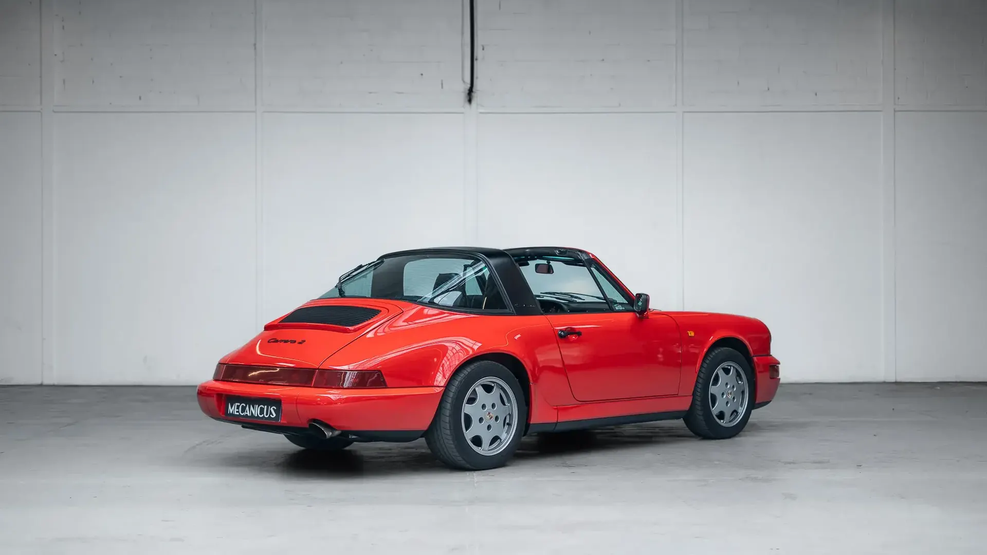 Porsche 911 — photo 2