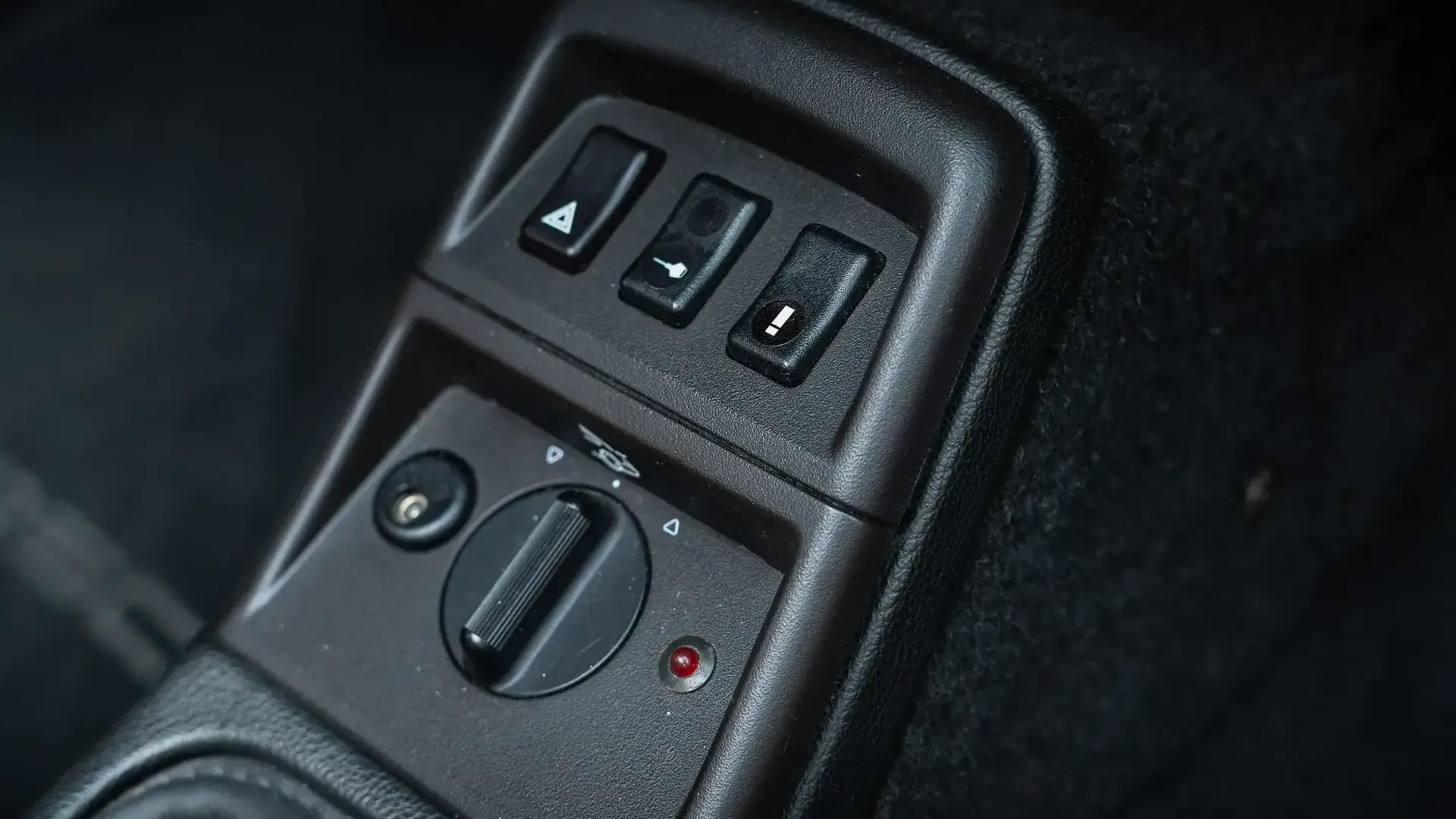 Porsche 911 — photo 26