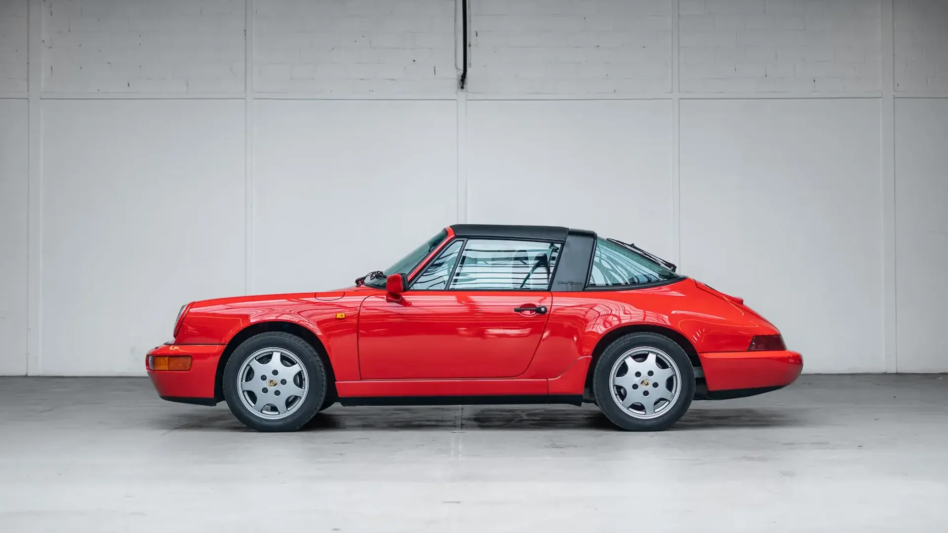Porsche 911 — photo 7