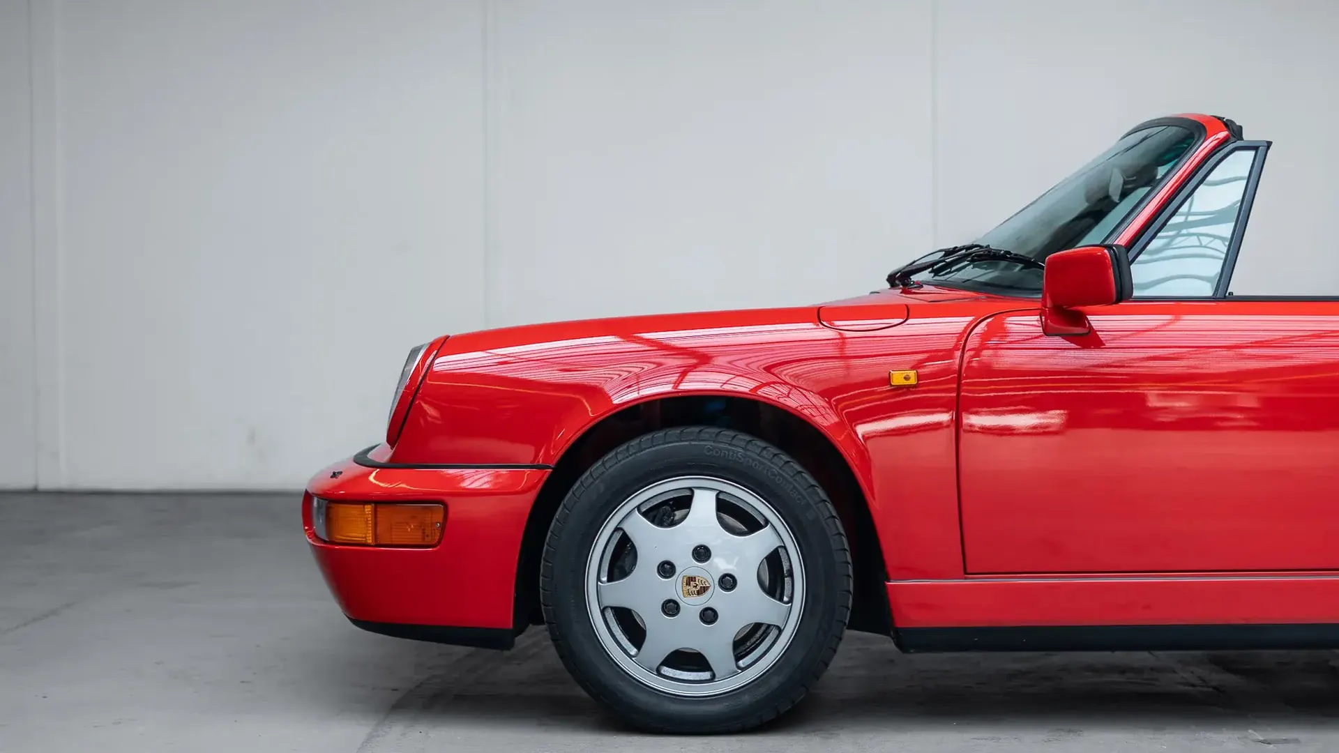 Porsche 911 — photo 8