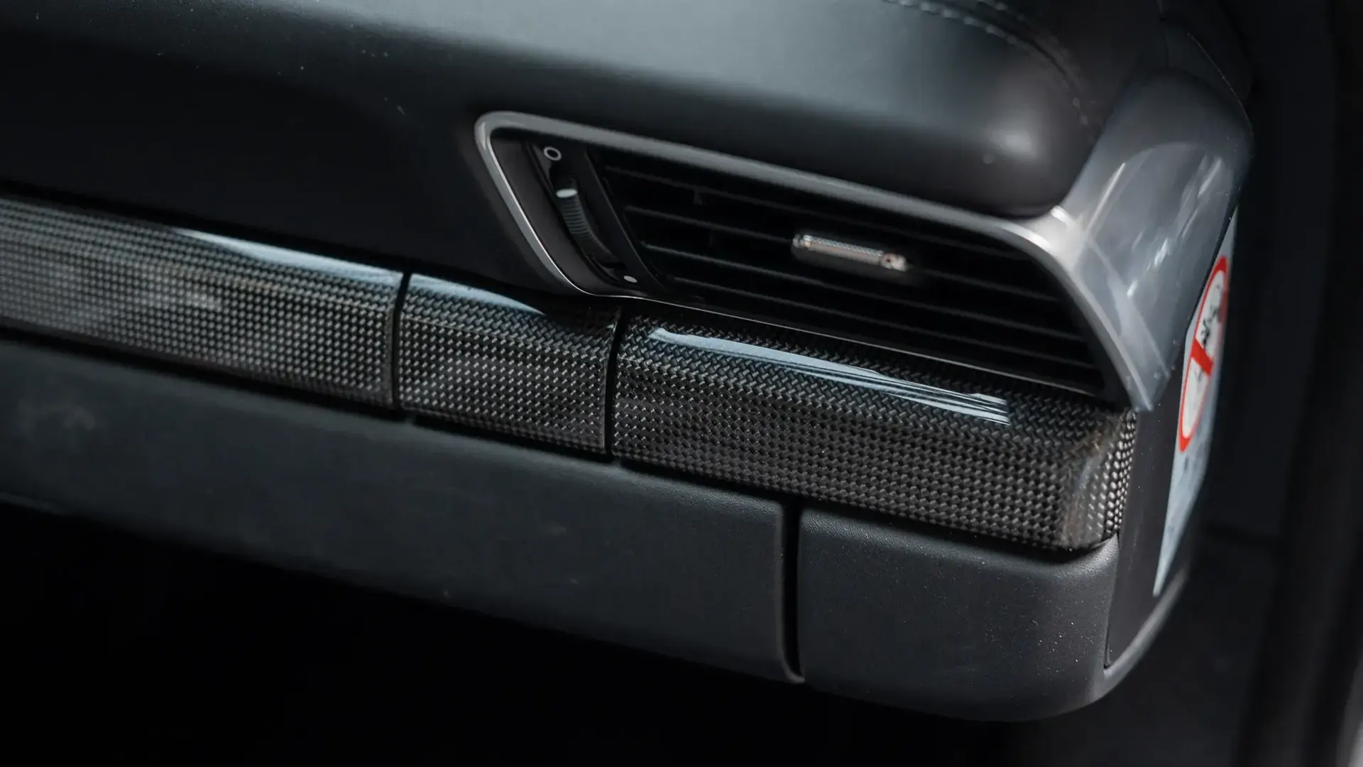Porsche 911 — photo 15