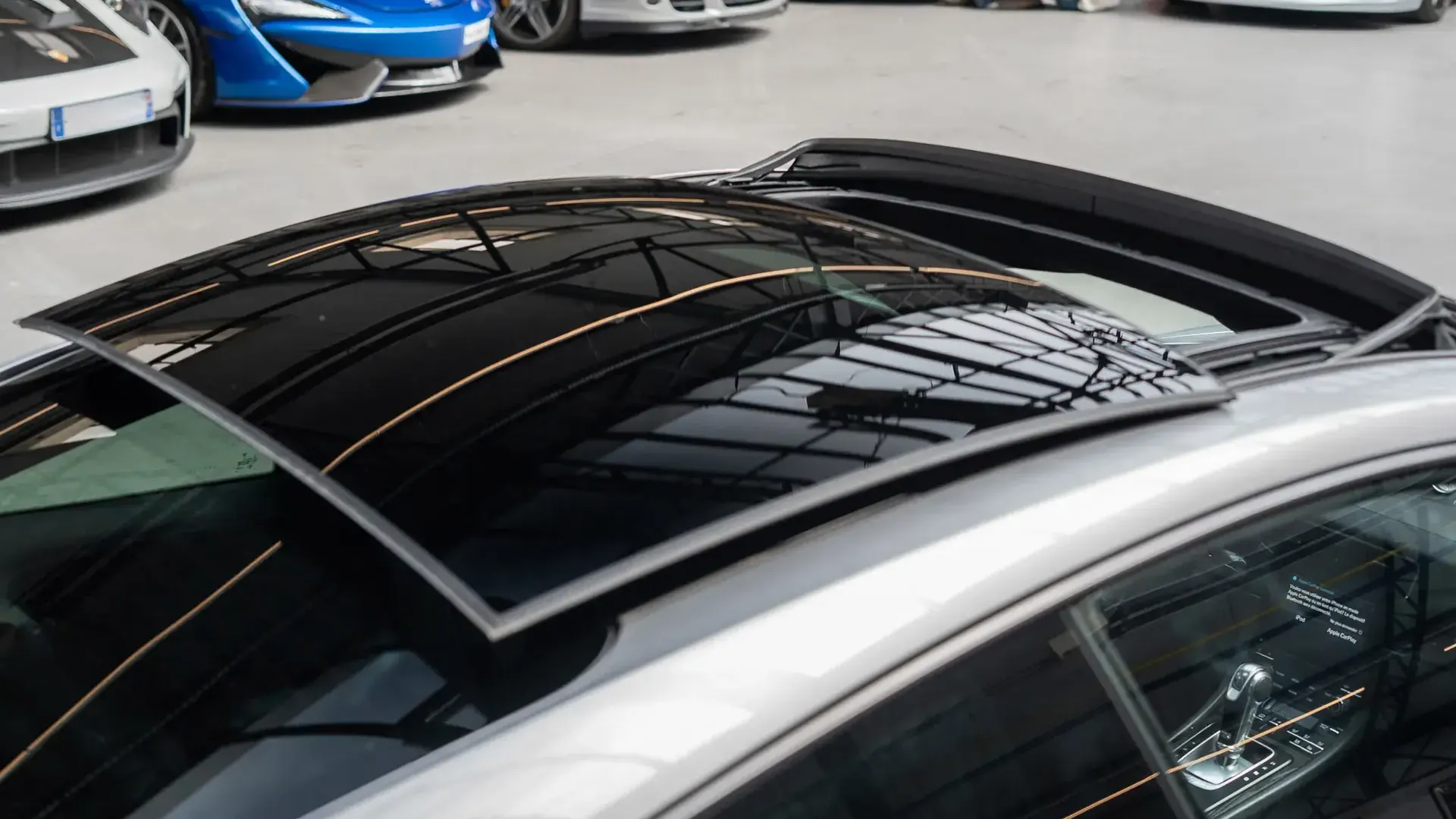 Porsche 911 — photo 26