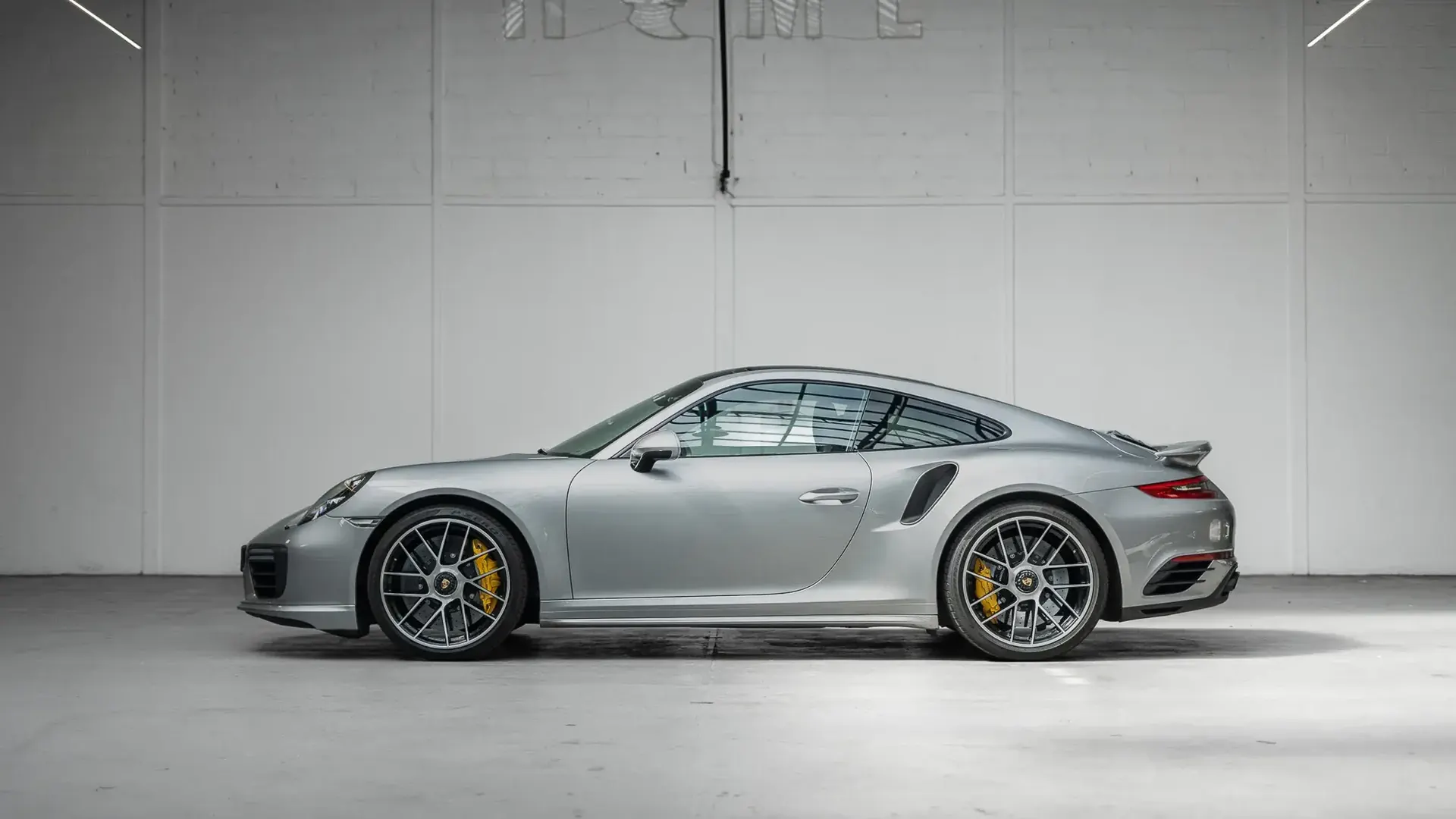 Porsche 911 — photo 5