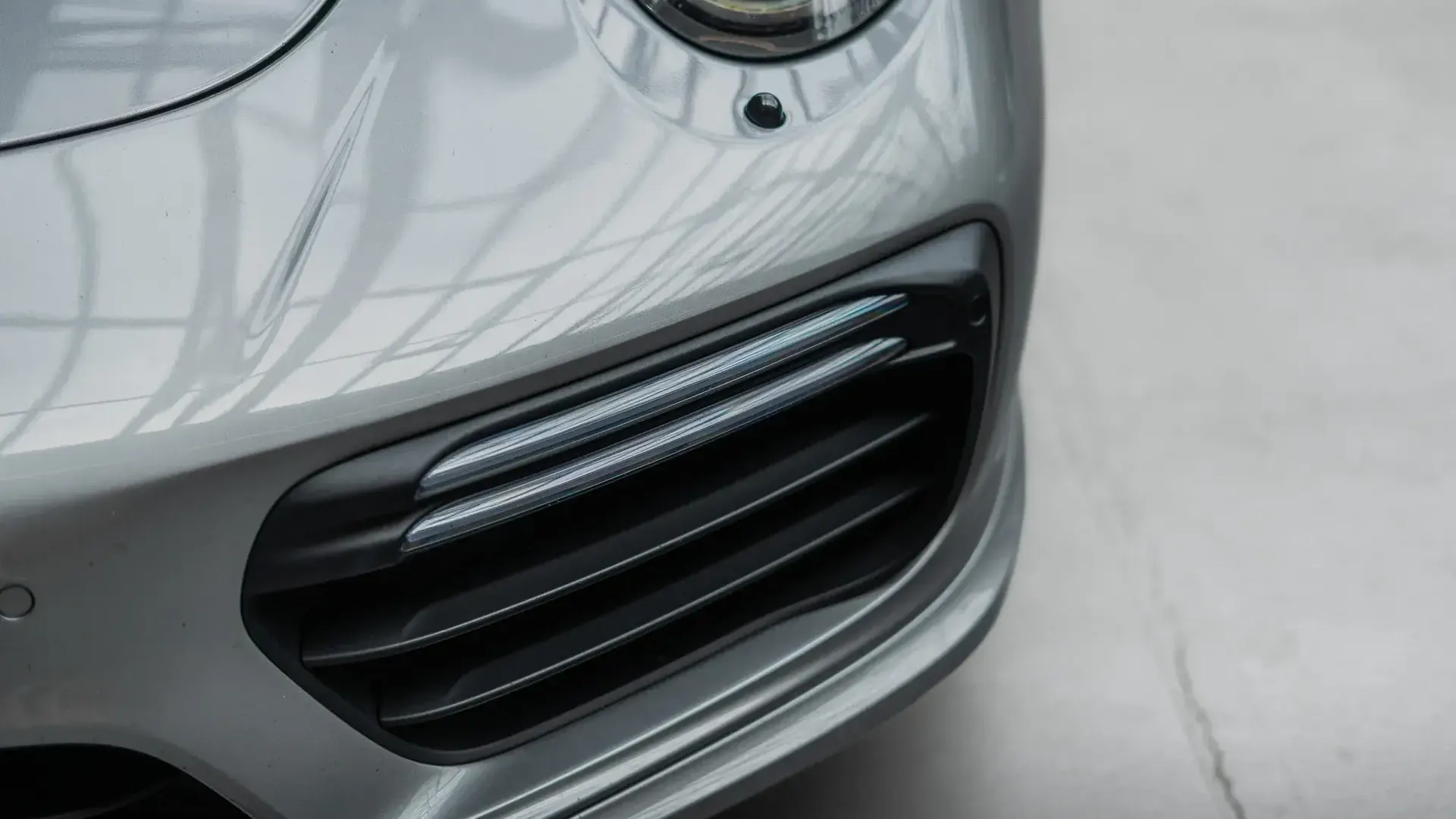 Porsche 911 — photo 38