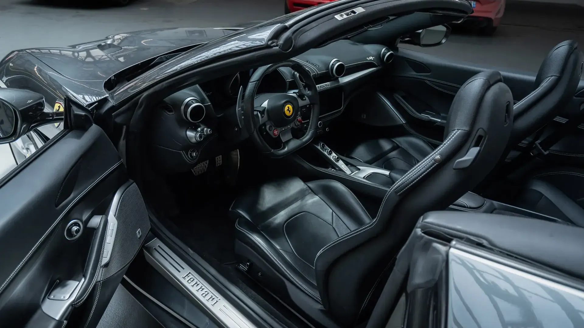 Ferrari Portofino — photo 10