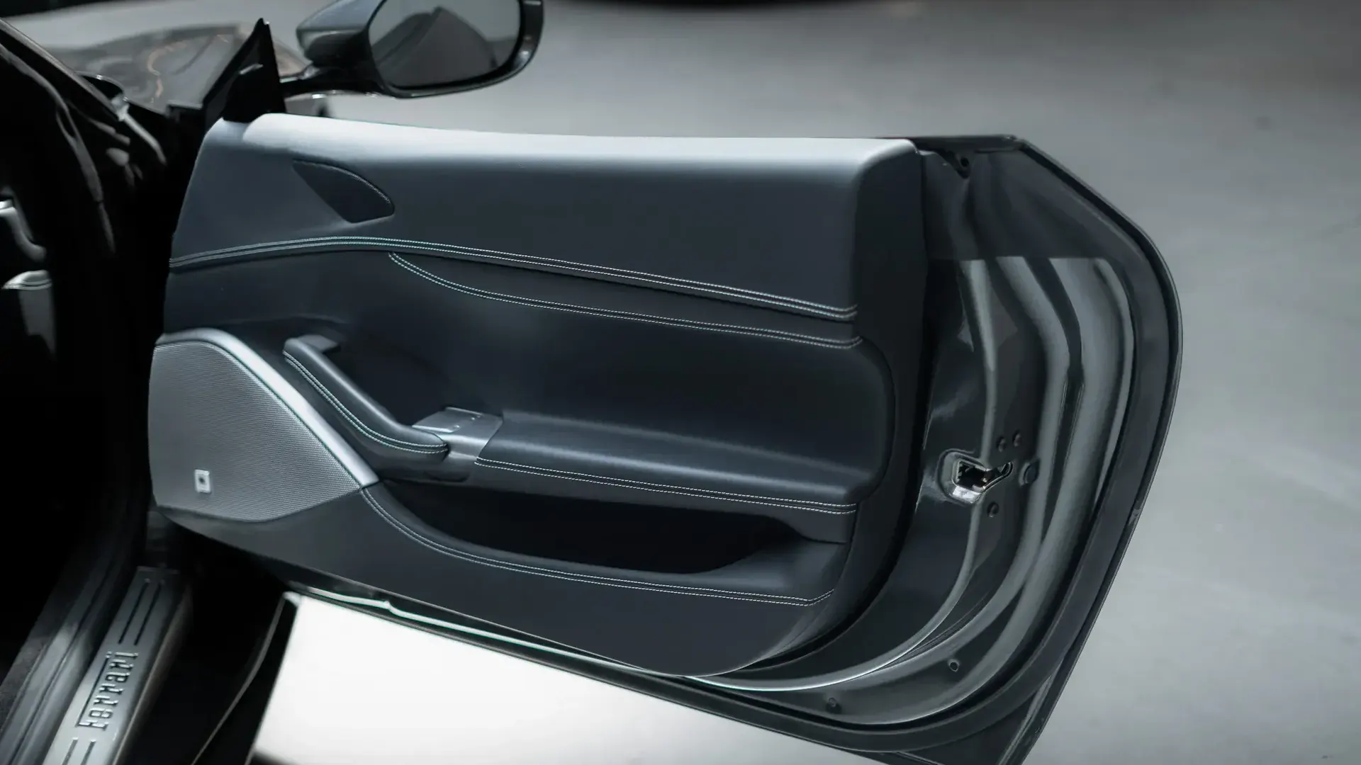 Ferrari Portofino — photo 16