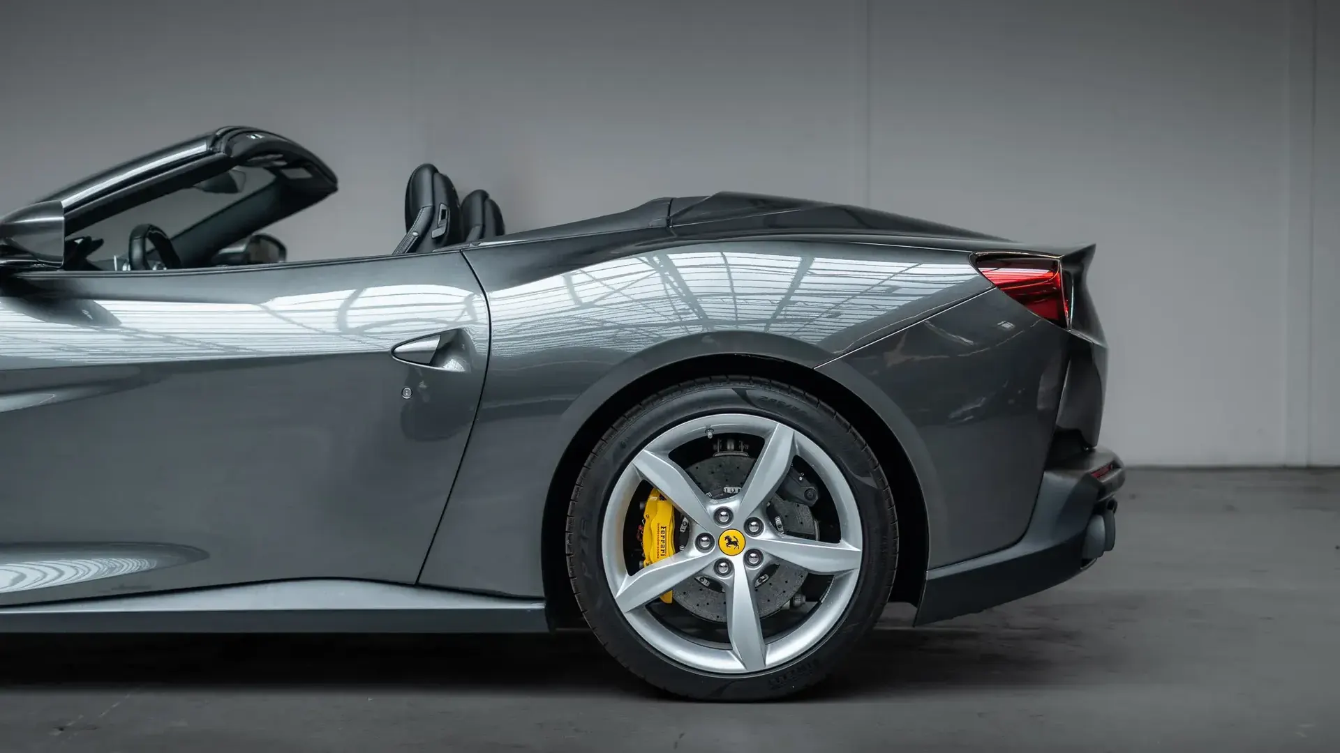 Ferrari Portofino — photo 9