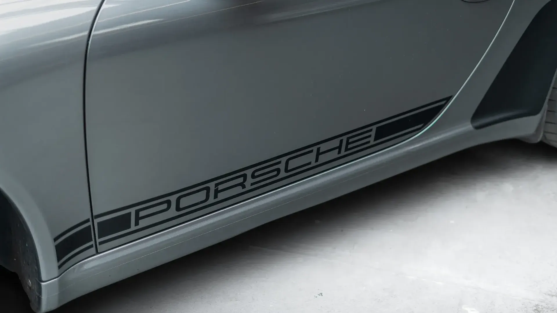 Porsche 911 — photo 39