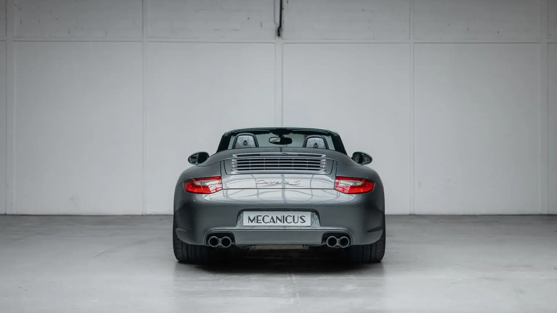 Porsche 911 — photo 4