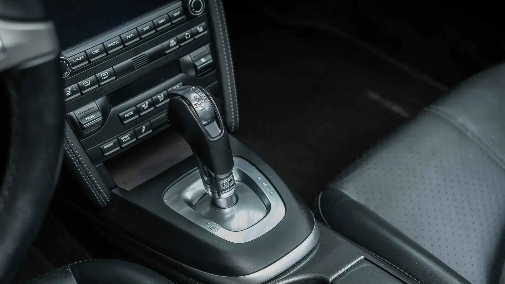 Porsche 911 — photo 20