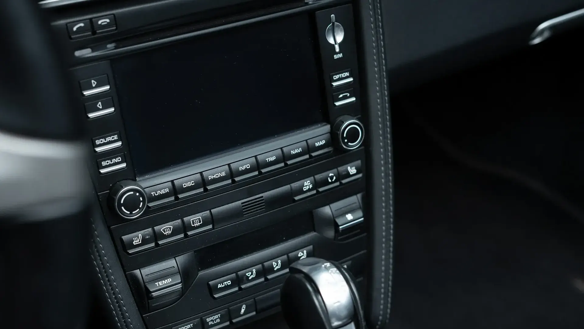 Porsche 911 — photo 21