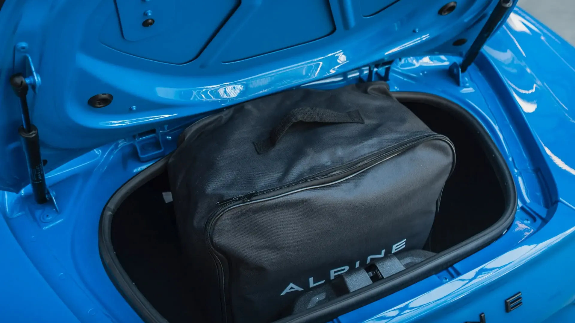 Alpine A110 — photo 46
