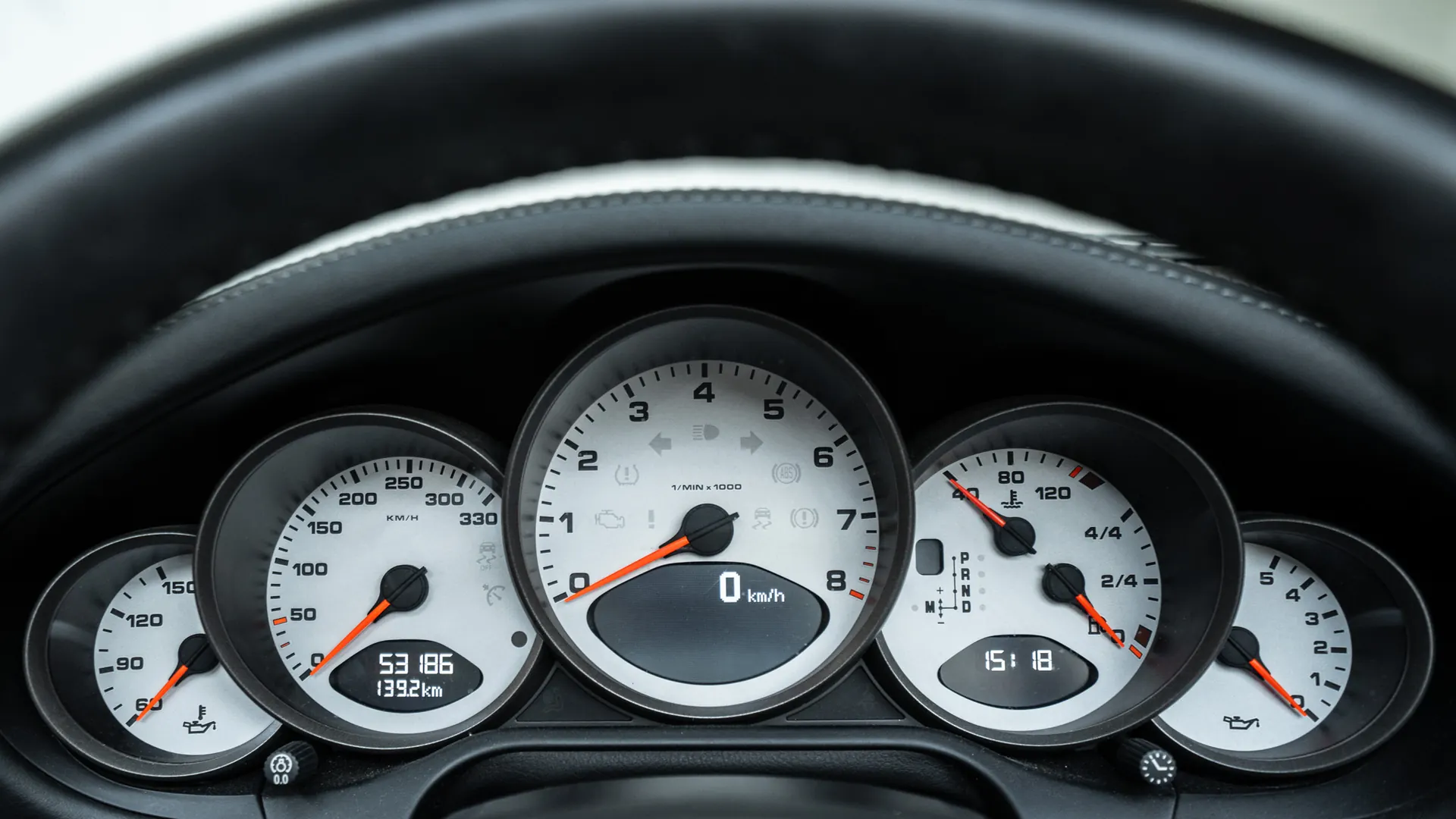 Porsche 911 — photo 20