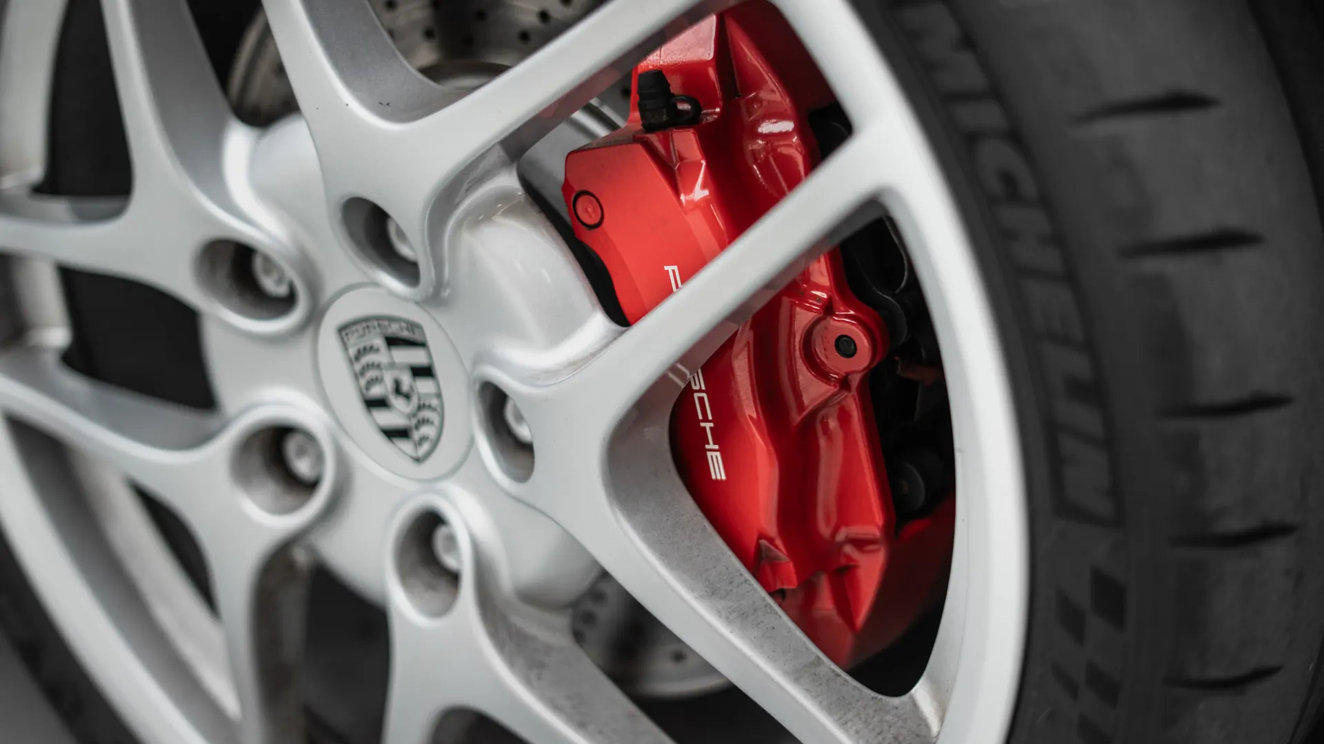 Porsche 911 — photo 41