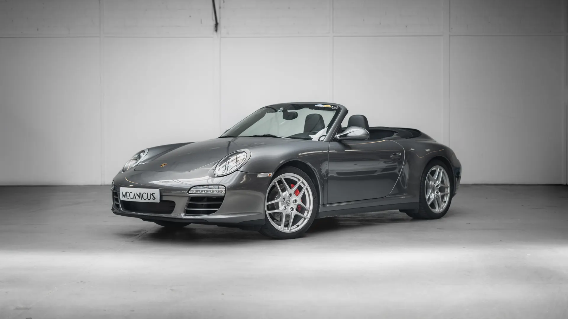 Porsche 911 — photo 2