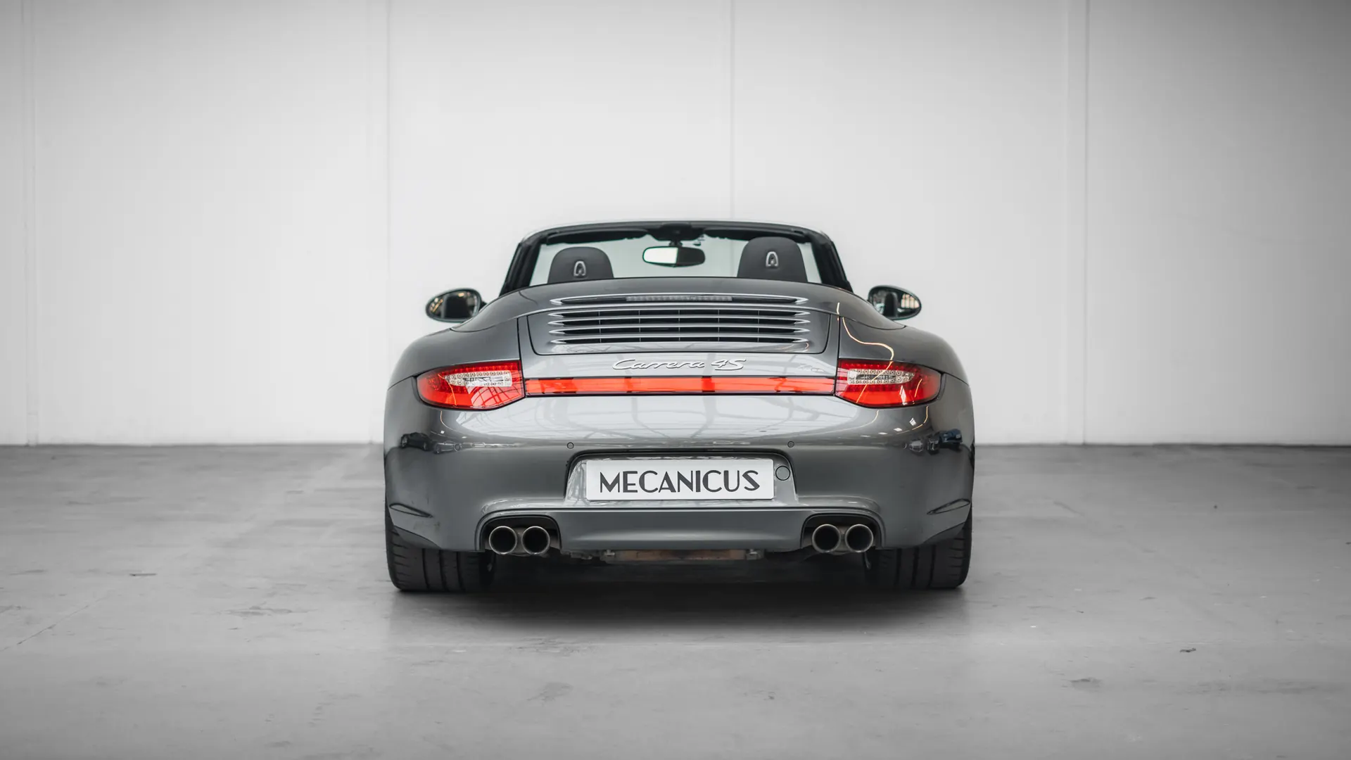 Porsche 911 — photo 5