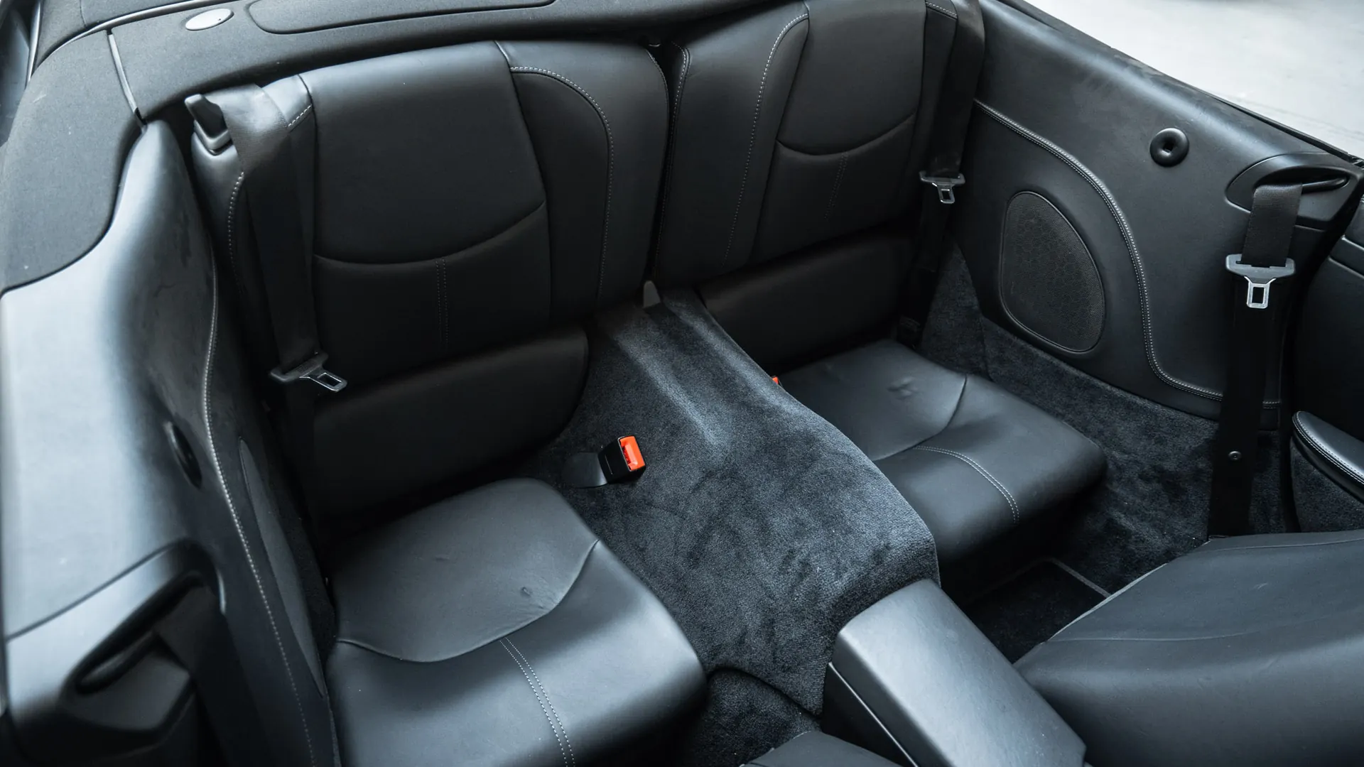 Porsche 911 — photo 34