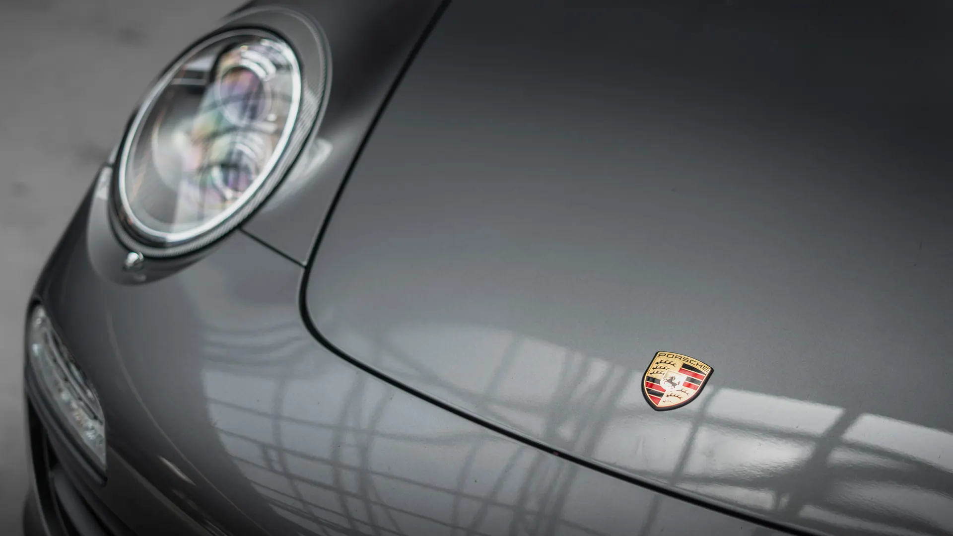 Porsche 911 — photo 36