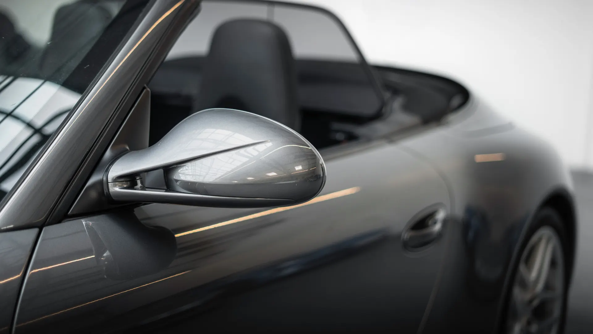 Porsche 911 — photo 38