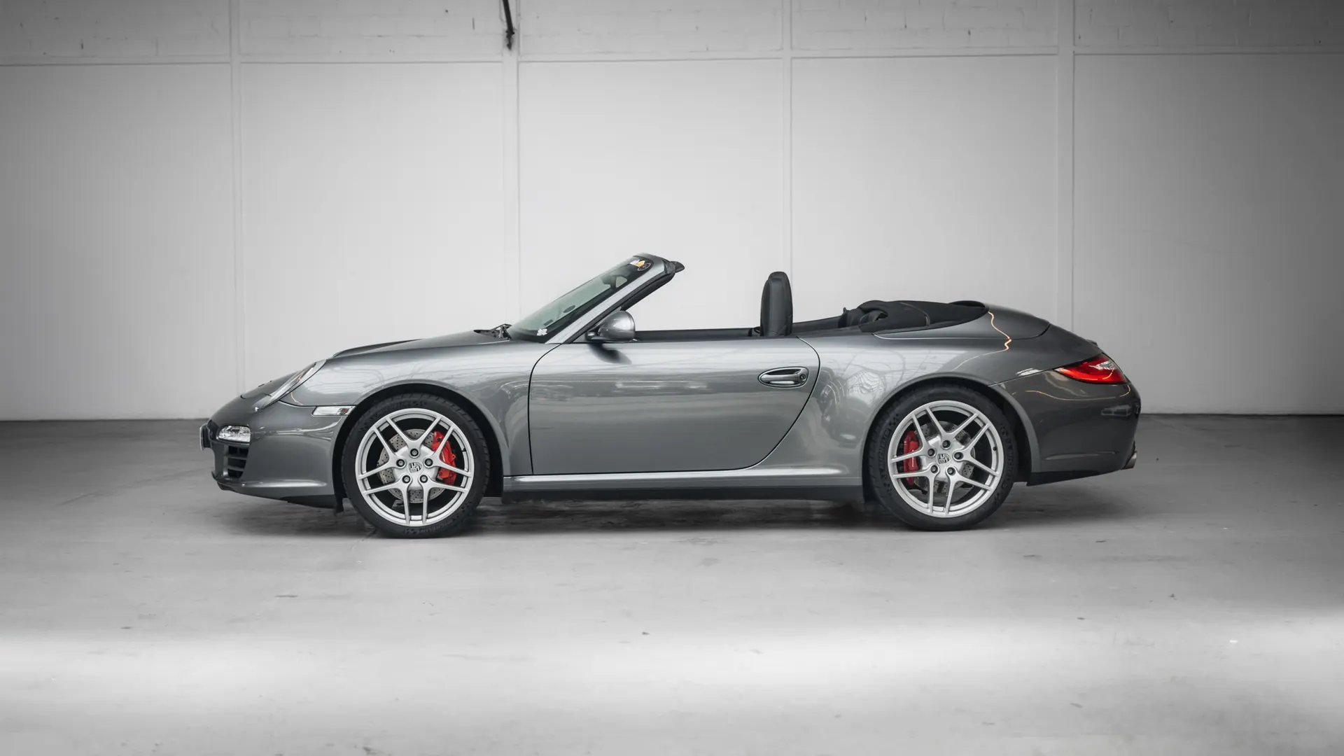 Porsche 911 — photo 6