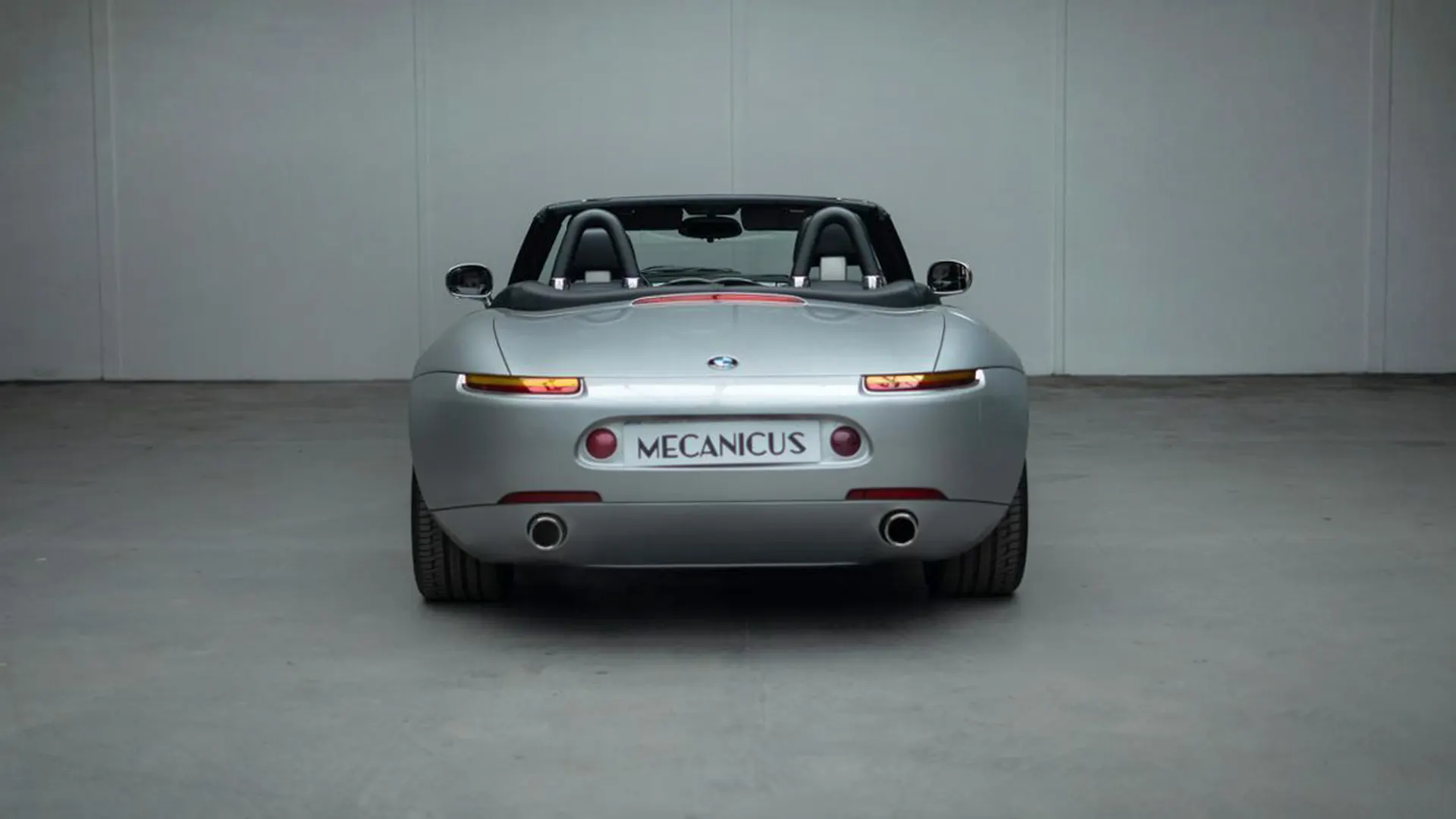 BMW Z8 — photo 4