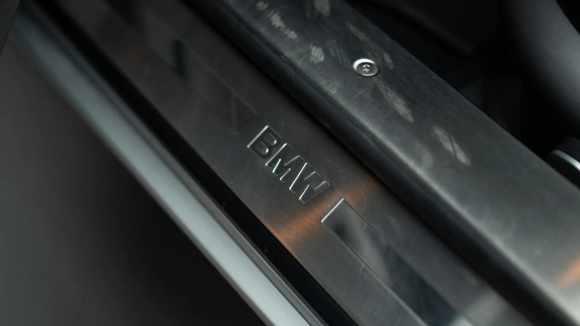 BMW Z8 — photo 25