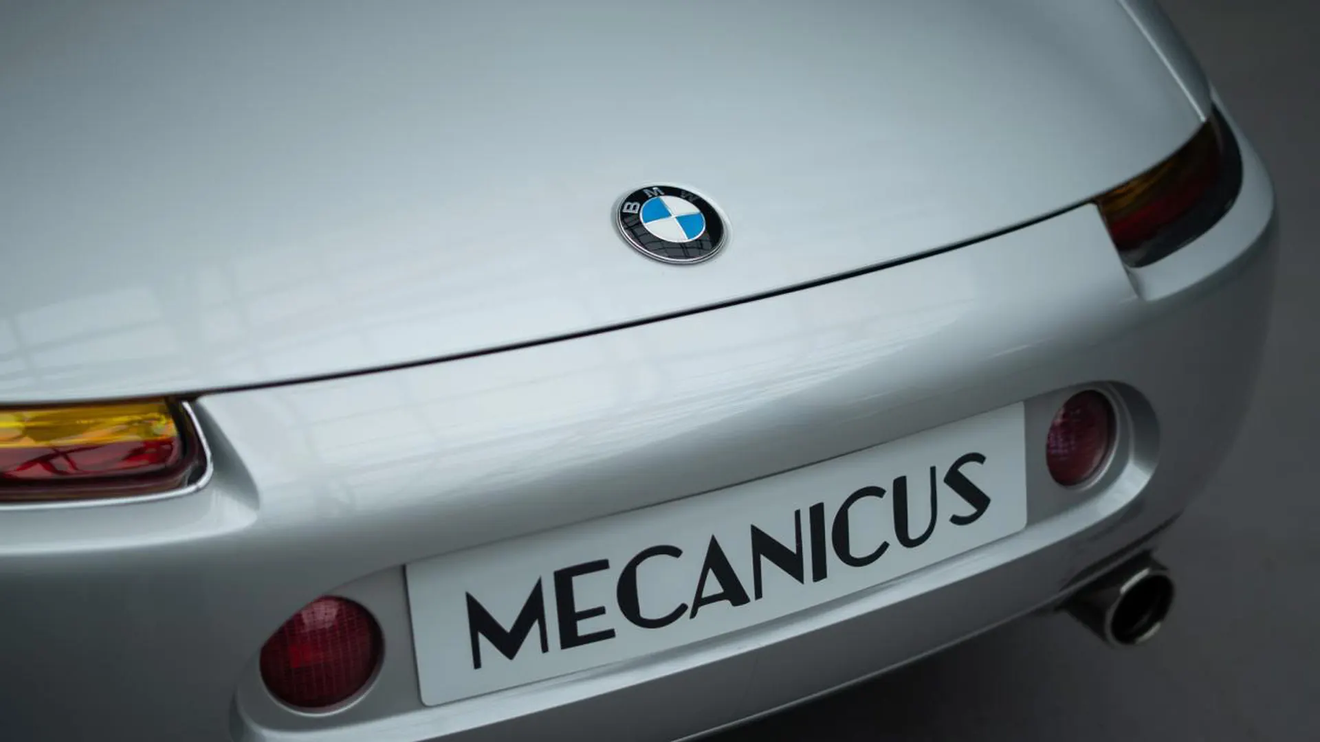 BMW Z8 — photo 32