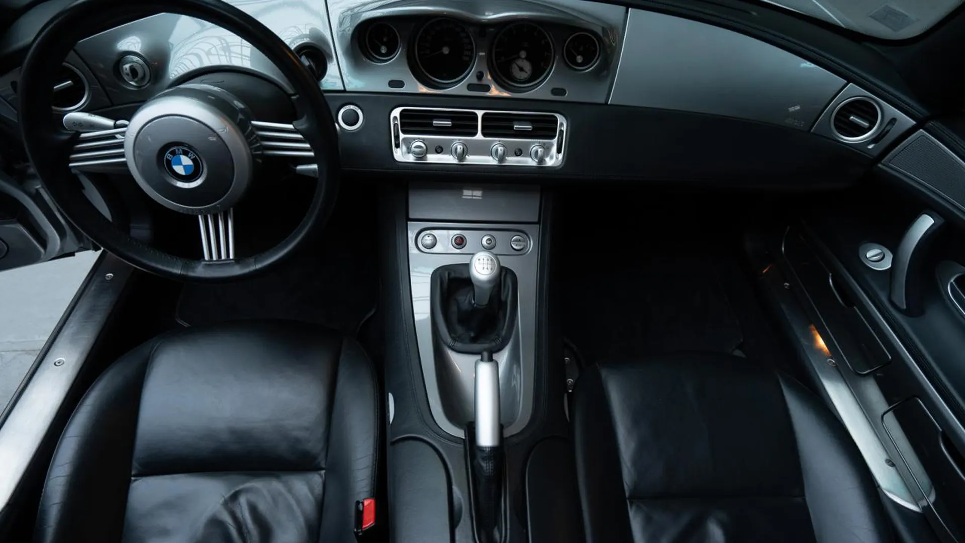 BMW Z8 — photo 13
