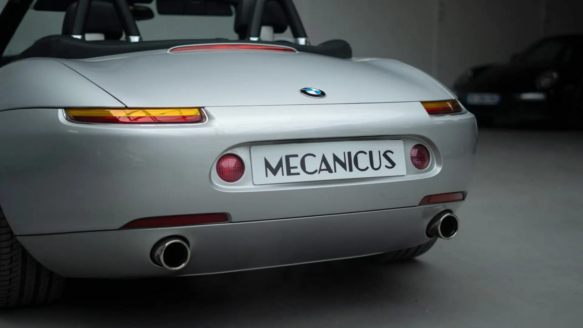 BMW Z8 — photo 33