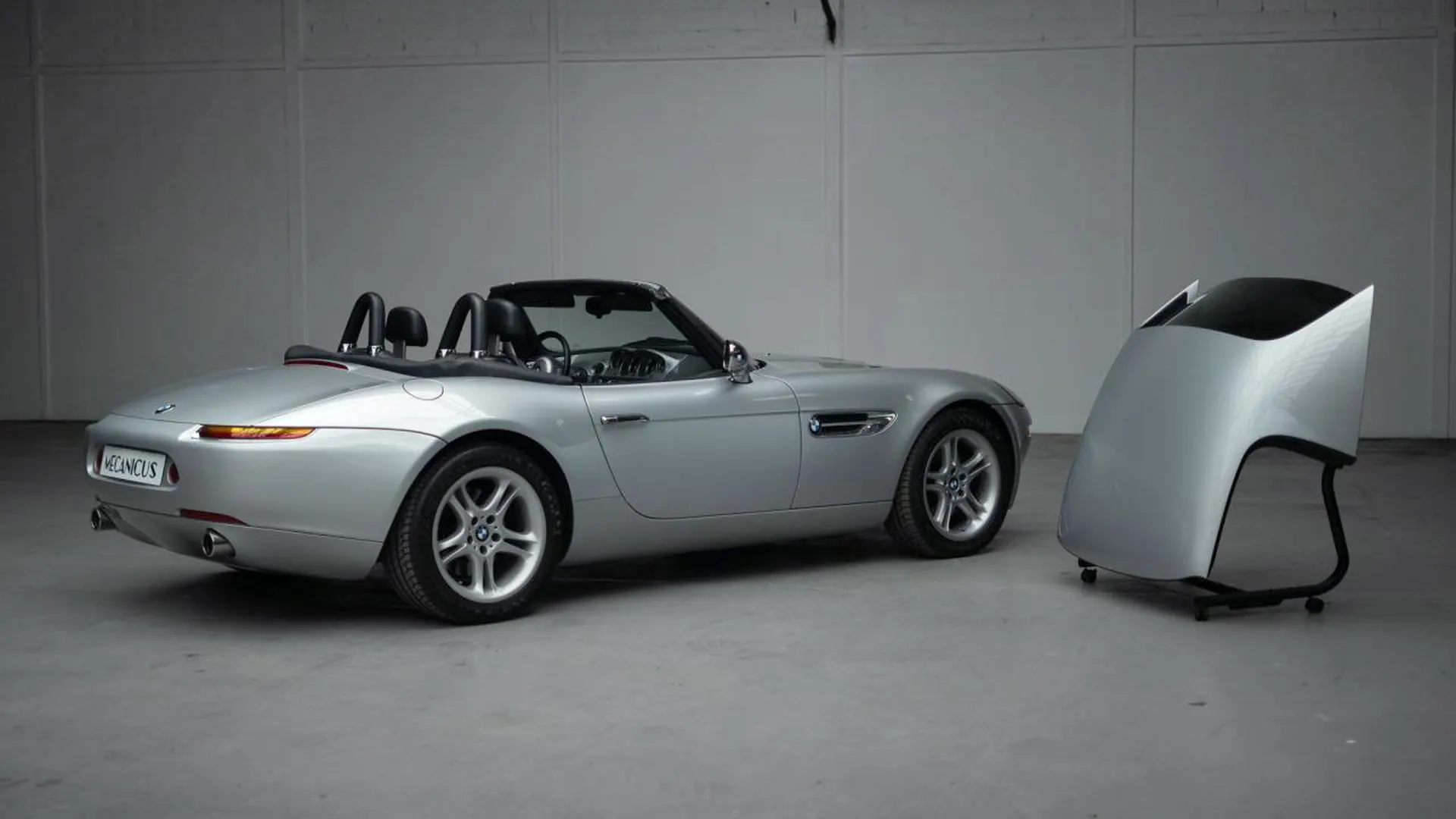 BMW Z8 — photo 8