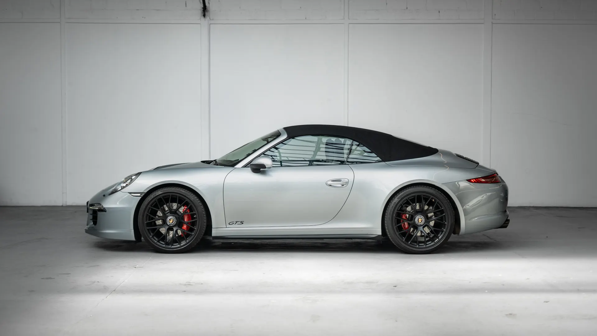 Porsche 911 — photo 7