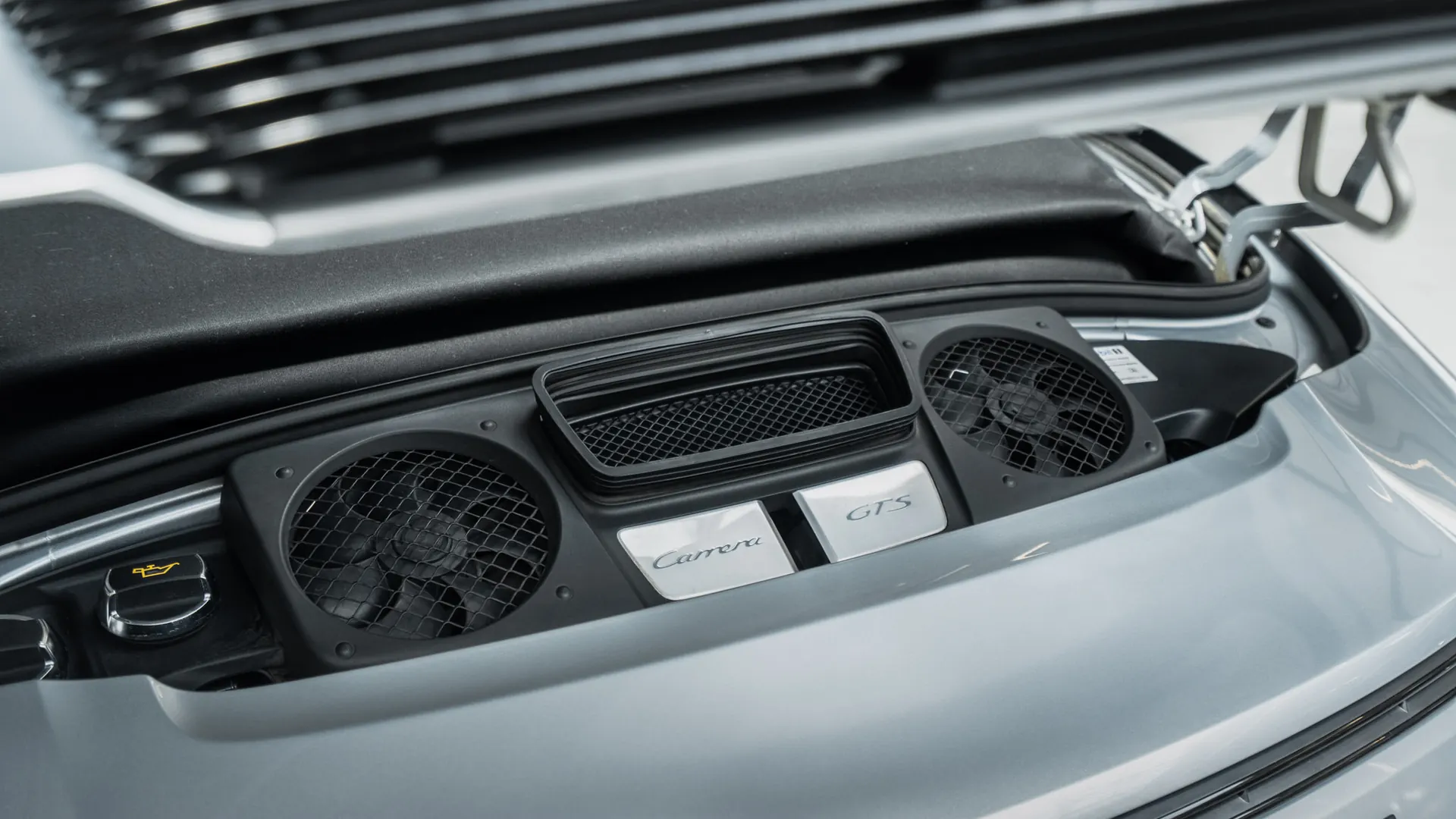 Porsche 911 — photo 44