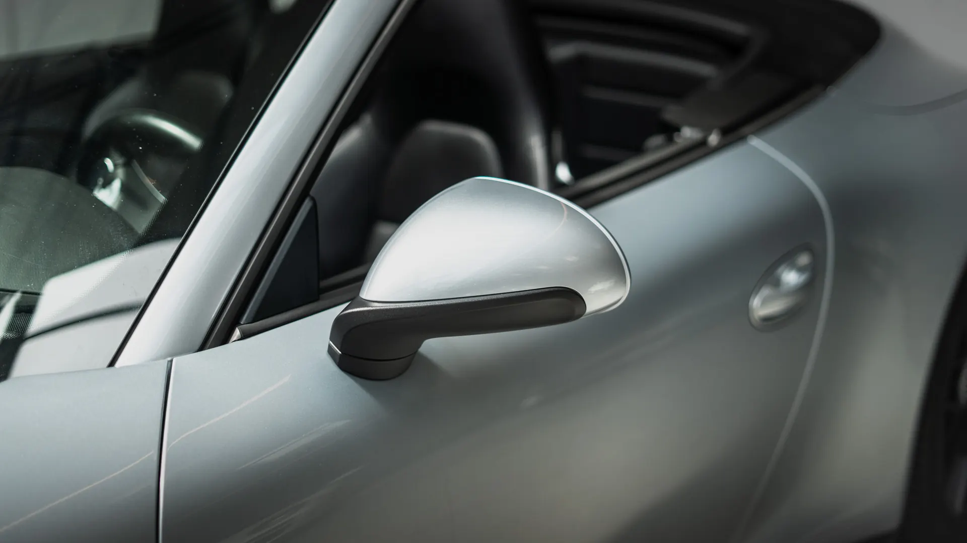 Porsche 911 — photo 37