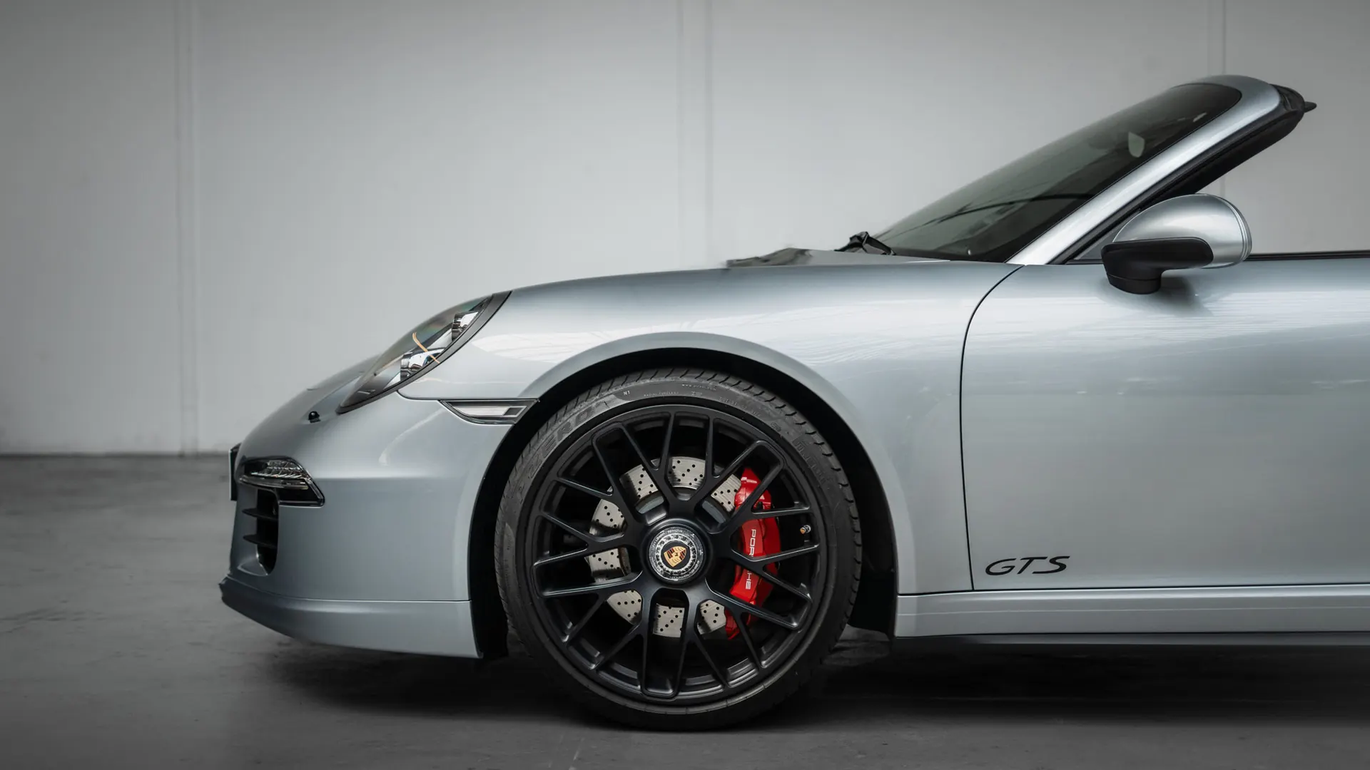 Porsche 911 — photo 8