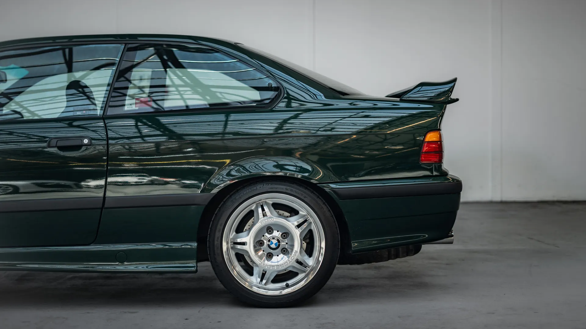 BMW M3 — photo 7
