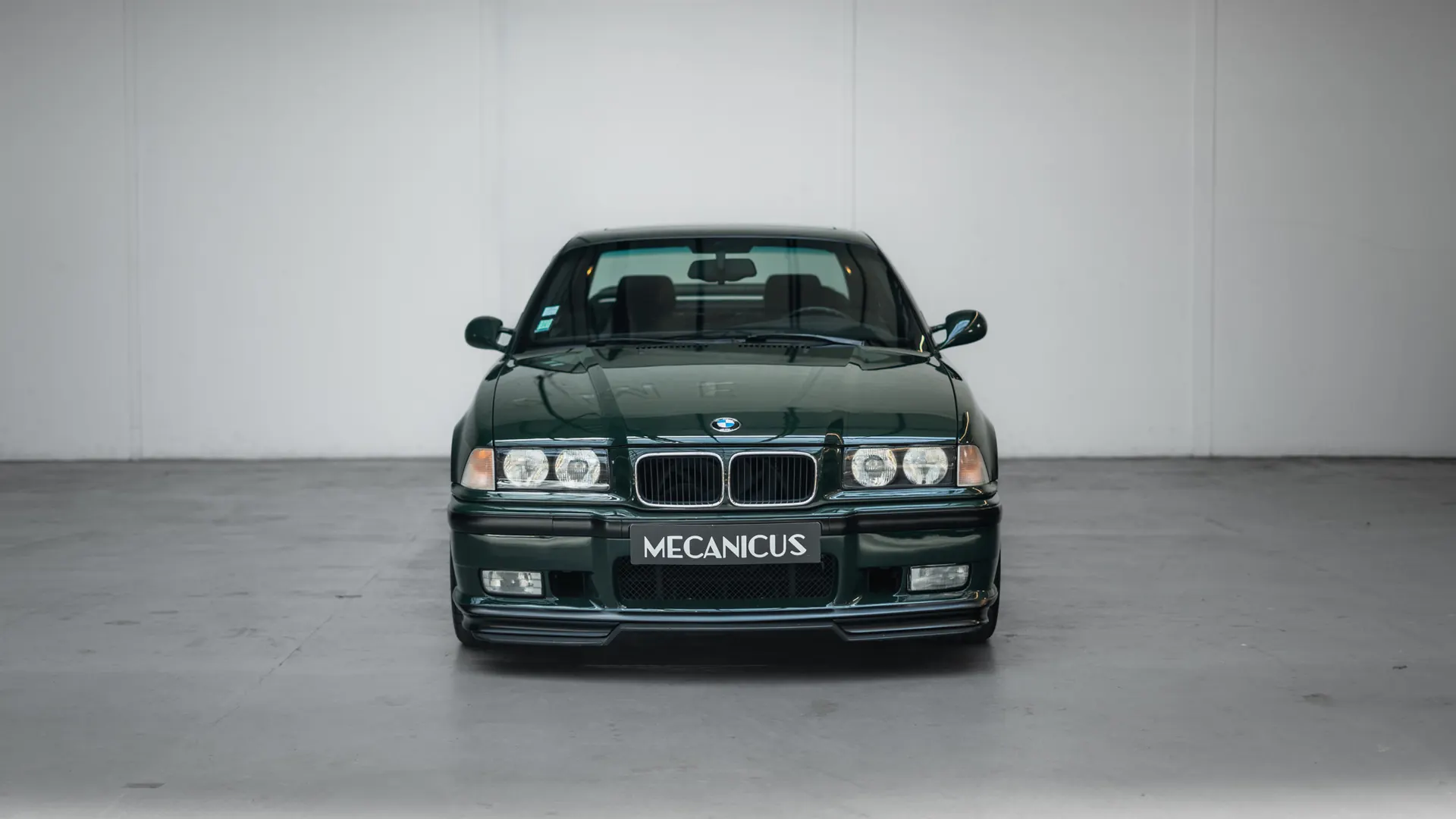 BMW M3 — photo 3
