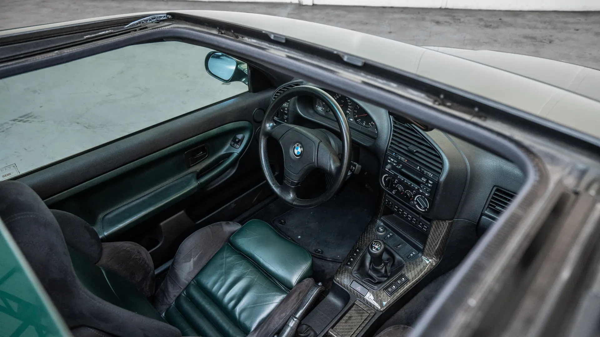 BMW M3 — photo 27