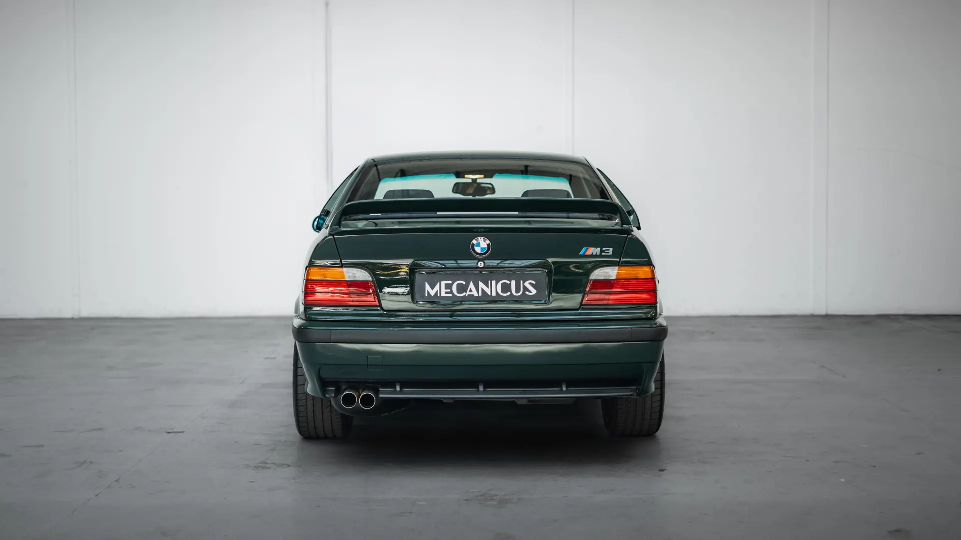 BMW M3 — photo 4