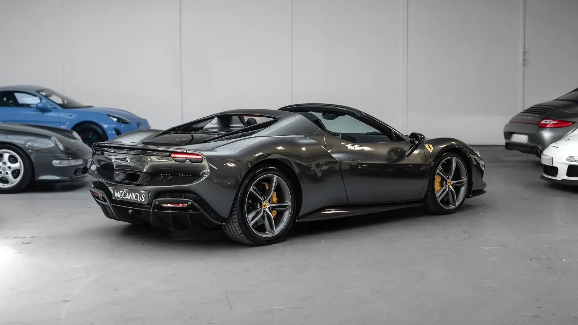 Ferrari 296 — photo 3