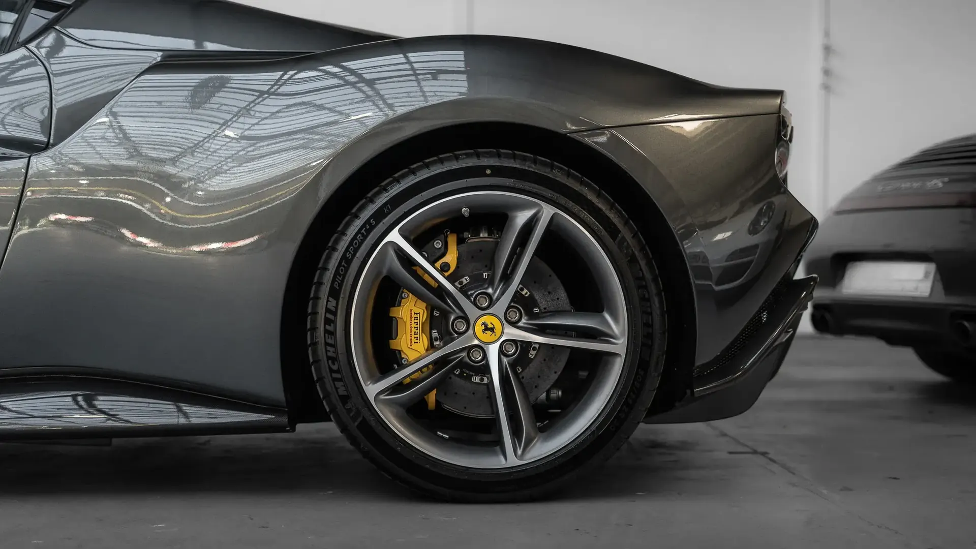 Ferrari 296 — photo 9