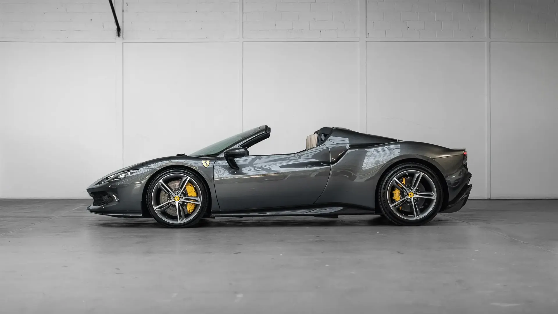 Ferrari 296 — photo 6