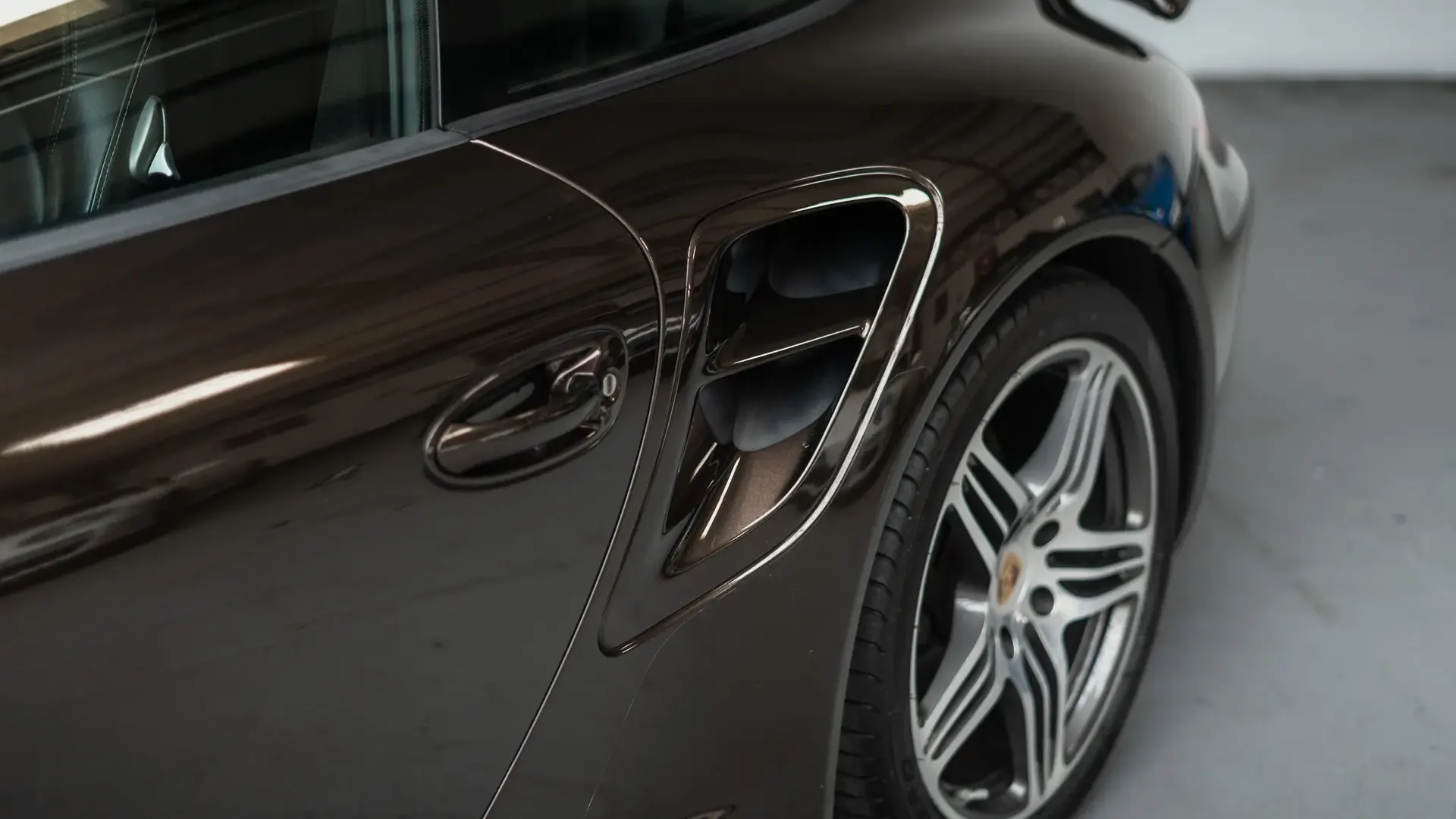Porsche 911 — photo 40