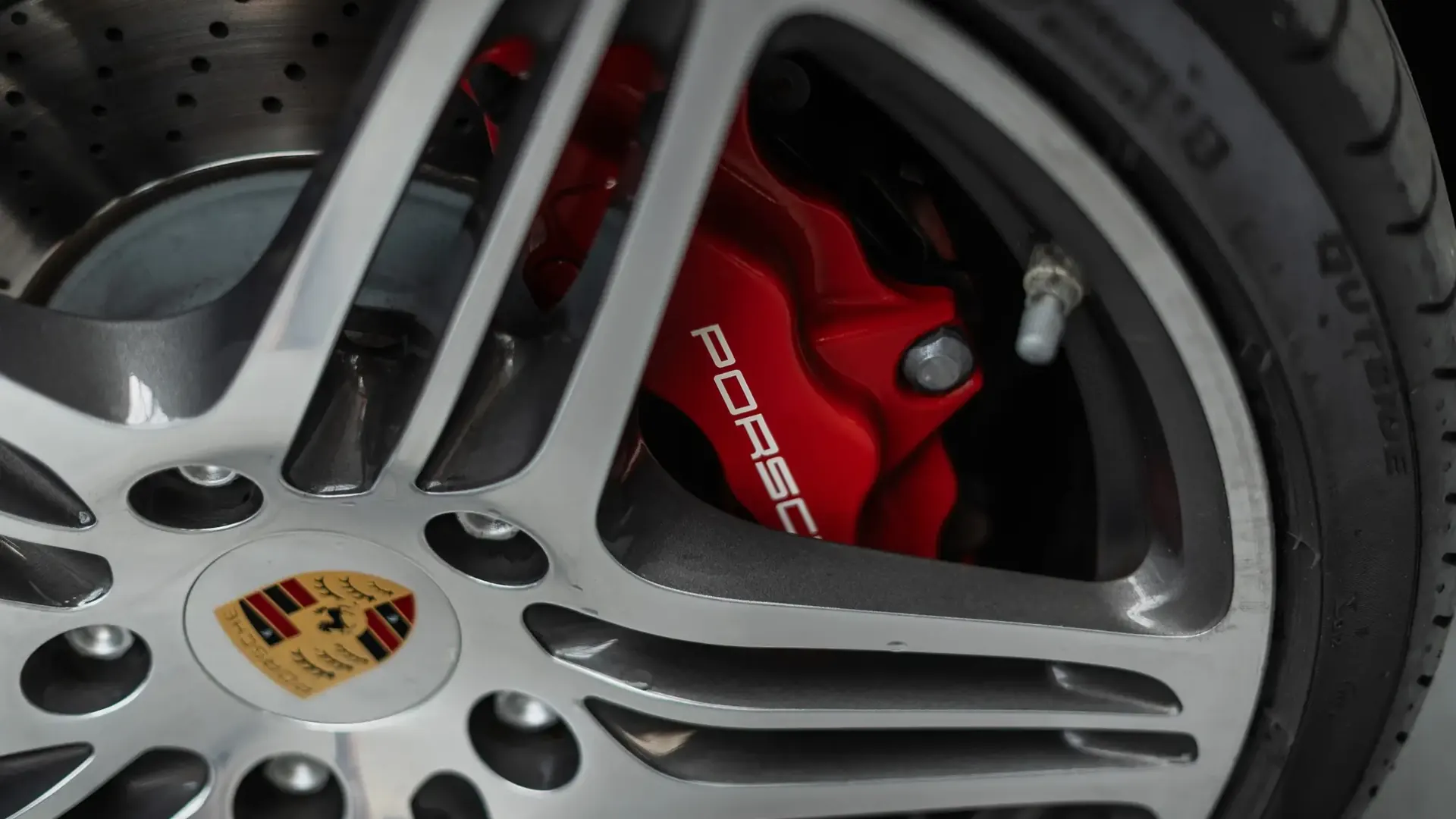 Porsche 911 — photo 39
