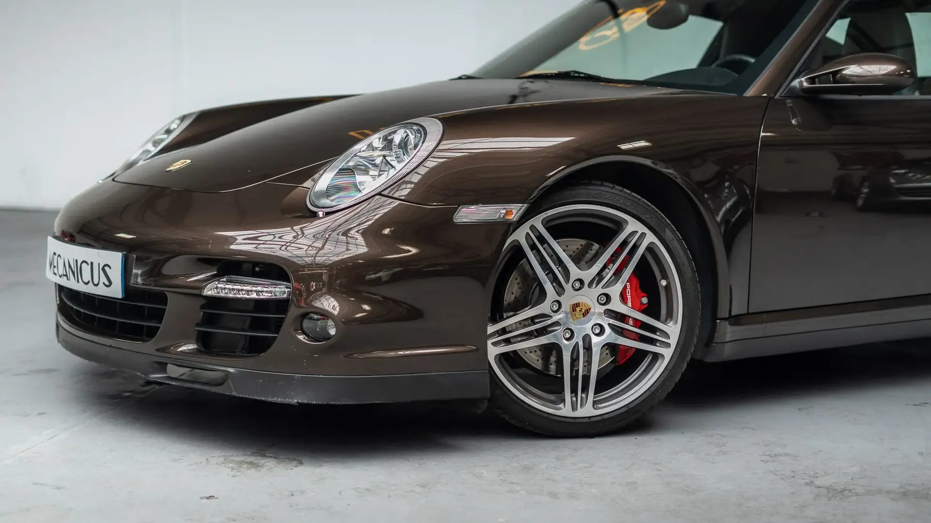 Porsche 911 — photo 37