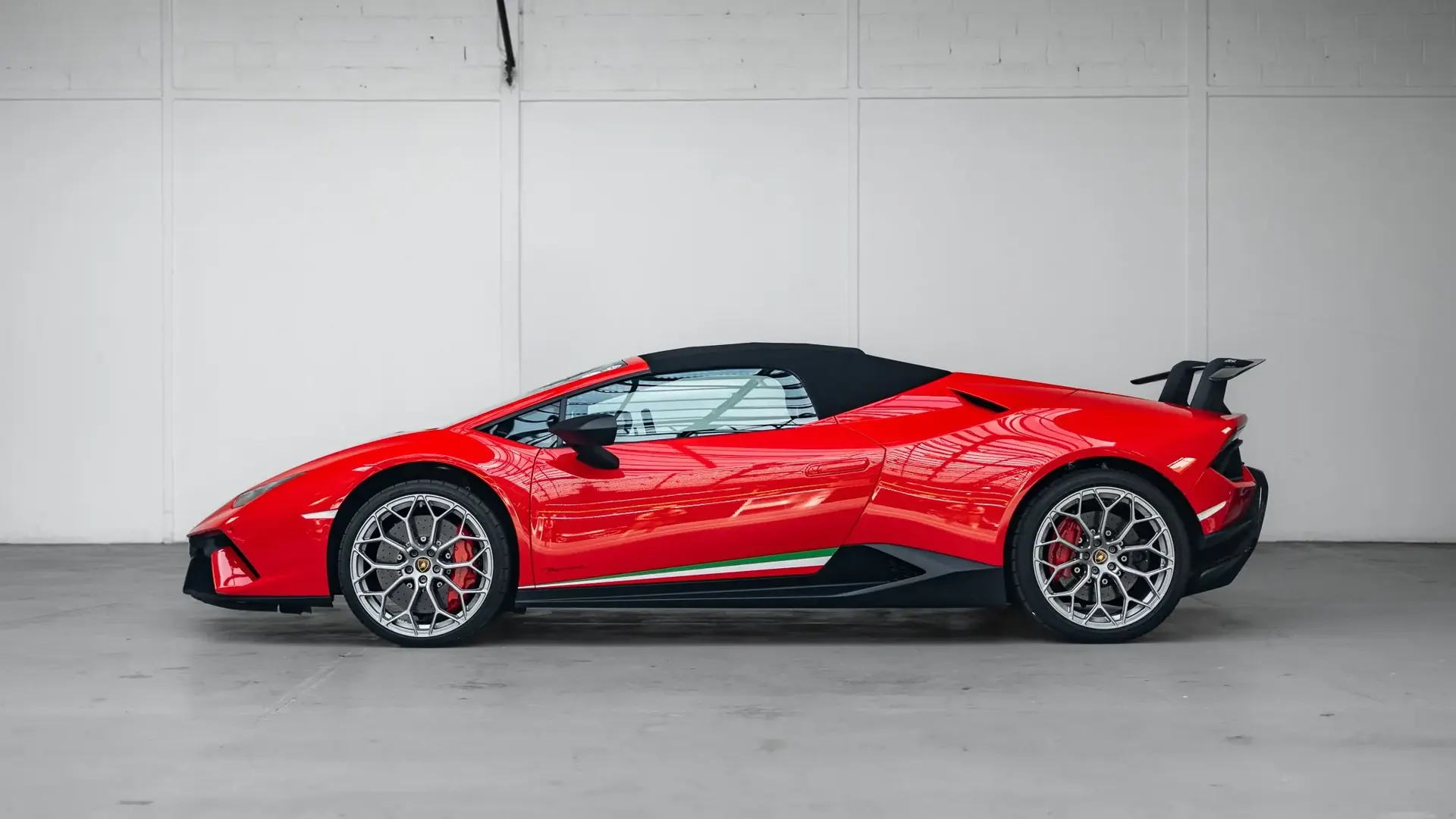 Lamborghini Huracan — photo 7