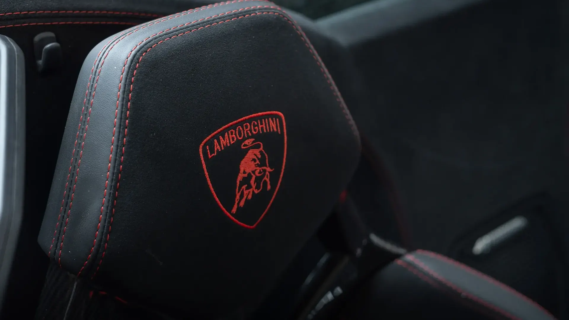 Lamborghini Huracan — photo 30