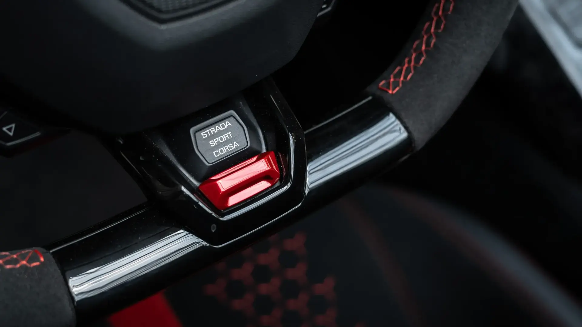 Lamborghini Huracan — photo 20