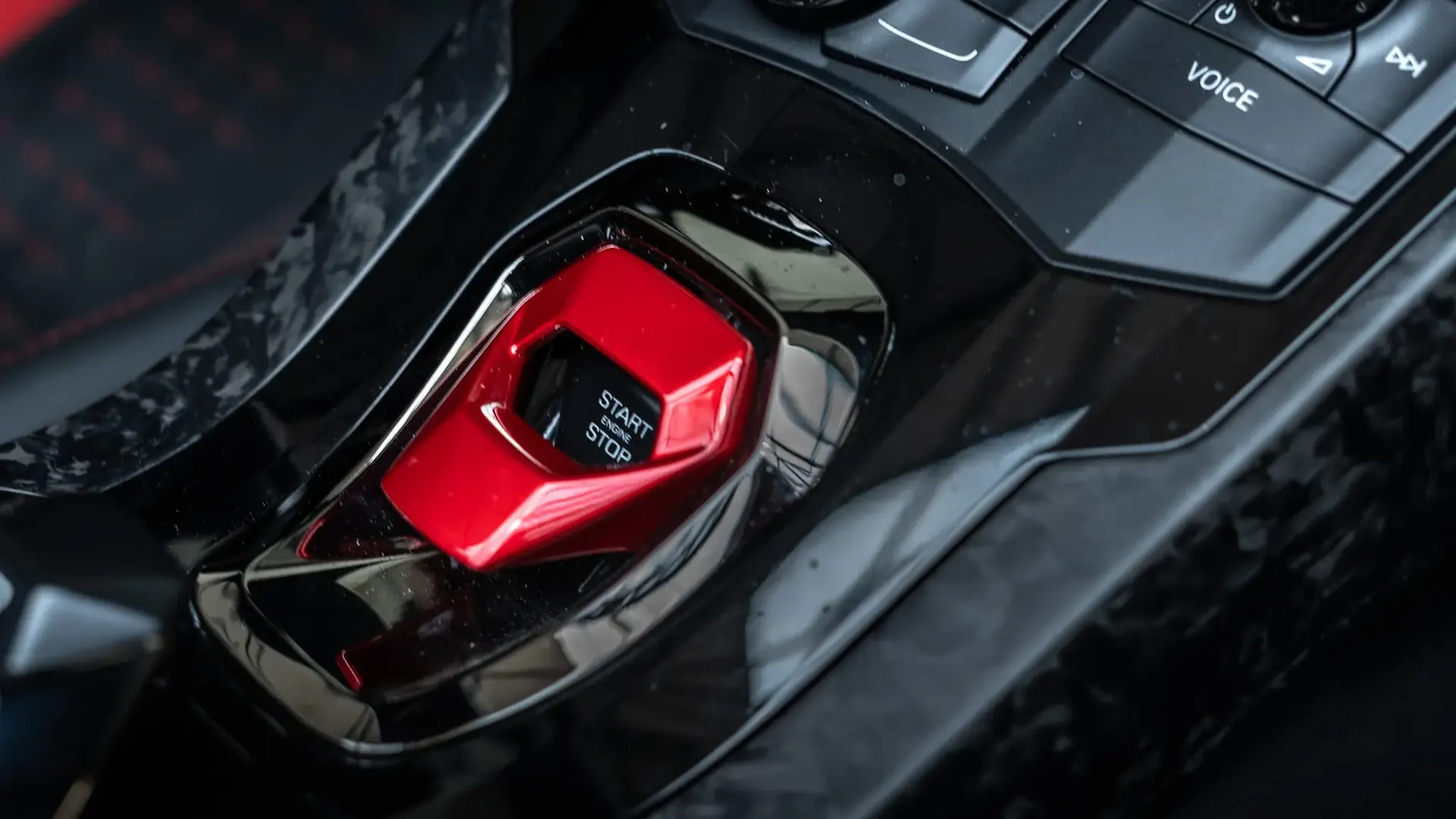 Lamborghini Huracan — photo 25