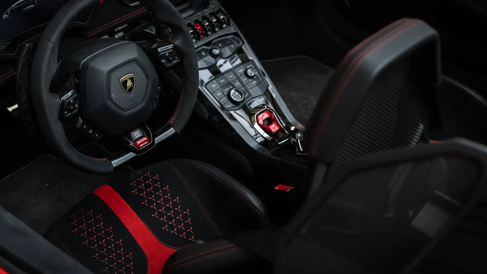 Lamborghini Huracan — photo 11